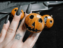 Load image into Gallery viewer, Pumpkin Gripper