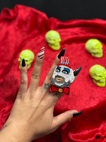 Captain Spaulding Gripper