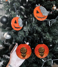 Load image into Gallery viewer, Trick R Treat SackHead Ornaments