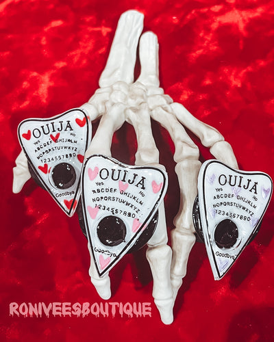 Valloween Ouija Planchette Gripper