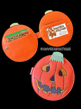Load image into Gallery viewer, *RVB EXCLUSIVE* Halloween Jack-O-Lantern Snap Wallet